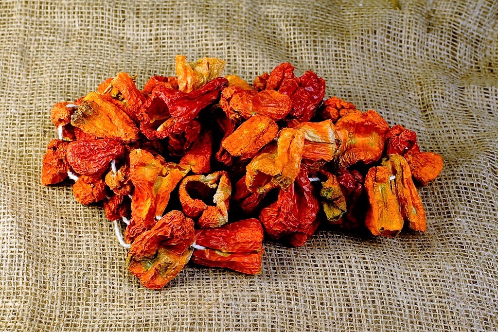 132-336-Kuru-Dolmalik-Biber Sht Kuru Biber / Dried Pepper - 50 Pieces / Bag - Image 1