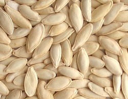 3c75d9f5bd65b687060d65c94cd46ebb Kabak Cekirdegi Kavrulmus &Tuzlu Dokme / Lady Nail Roasted & Salted Pumpkin Seeds - Image 1